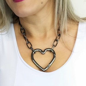 Choker Correntaria com Chaveiro Coração 