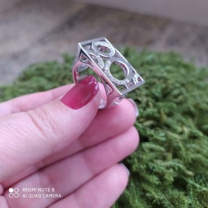 Kit com 03 Anéis com Zirconias ou Mini Zirconias Brancas, Semi Joia